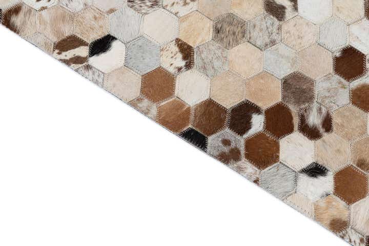 5' 1 x 7' 10 Cowhide Leather Rug