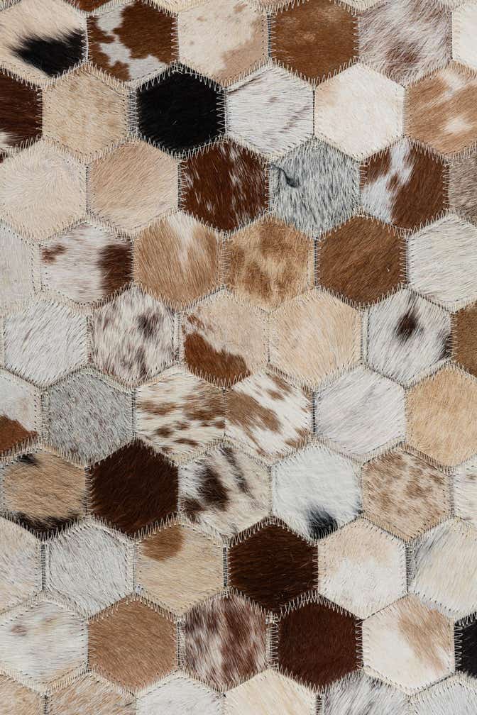 5' 1 x 7' 10 Cowhide Leather Rug