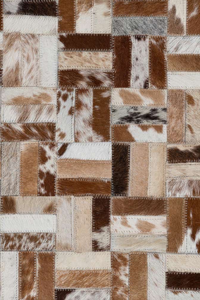 4' 10 x 7' 9 Cowhide Leather Rug