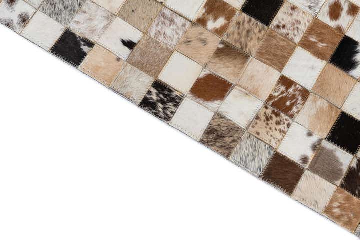 5' x 7' 10 Cowhide Leather Rug