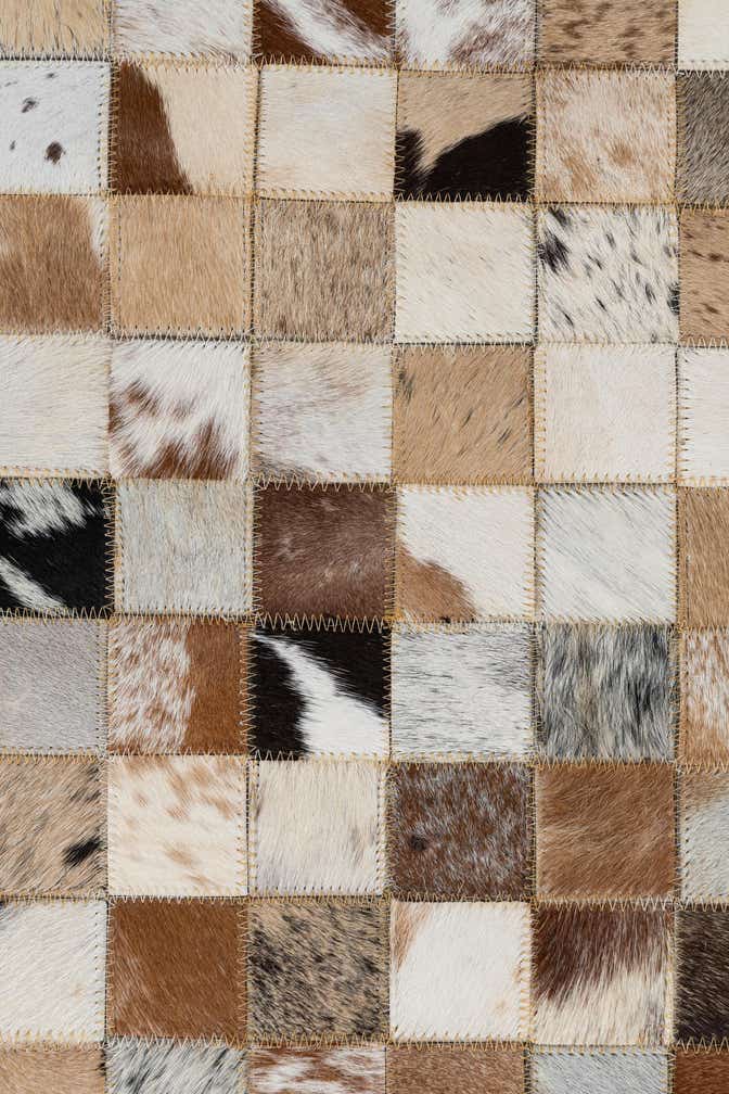 5' x 7' 10 Cowhide Leather Rug