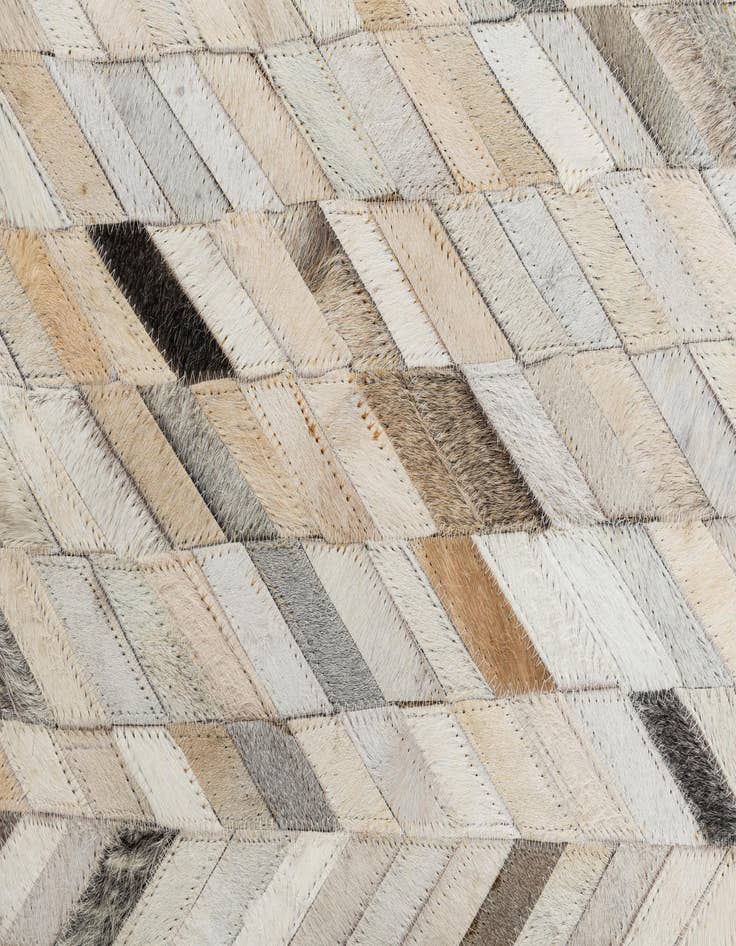 Detail image of 4' 9 x 7' 5 Cowhide Leather Rug