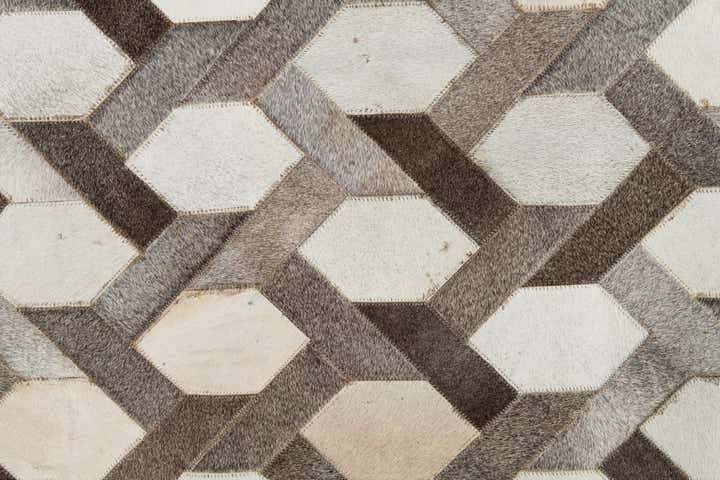 5' x 8' Cowhide Leather Rug
