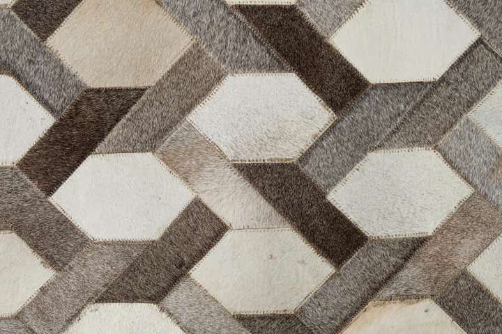 5' x 8' Cowhide Leather Rug