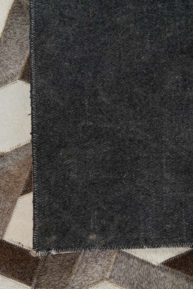 5' x 8' Cowhide Leather Rug