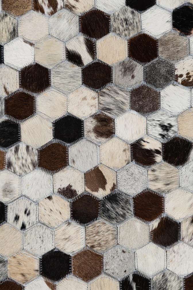 5' 1 x 8' Cowhide Leather Rug