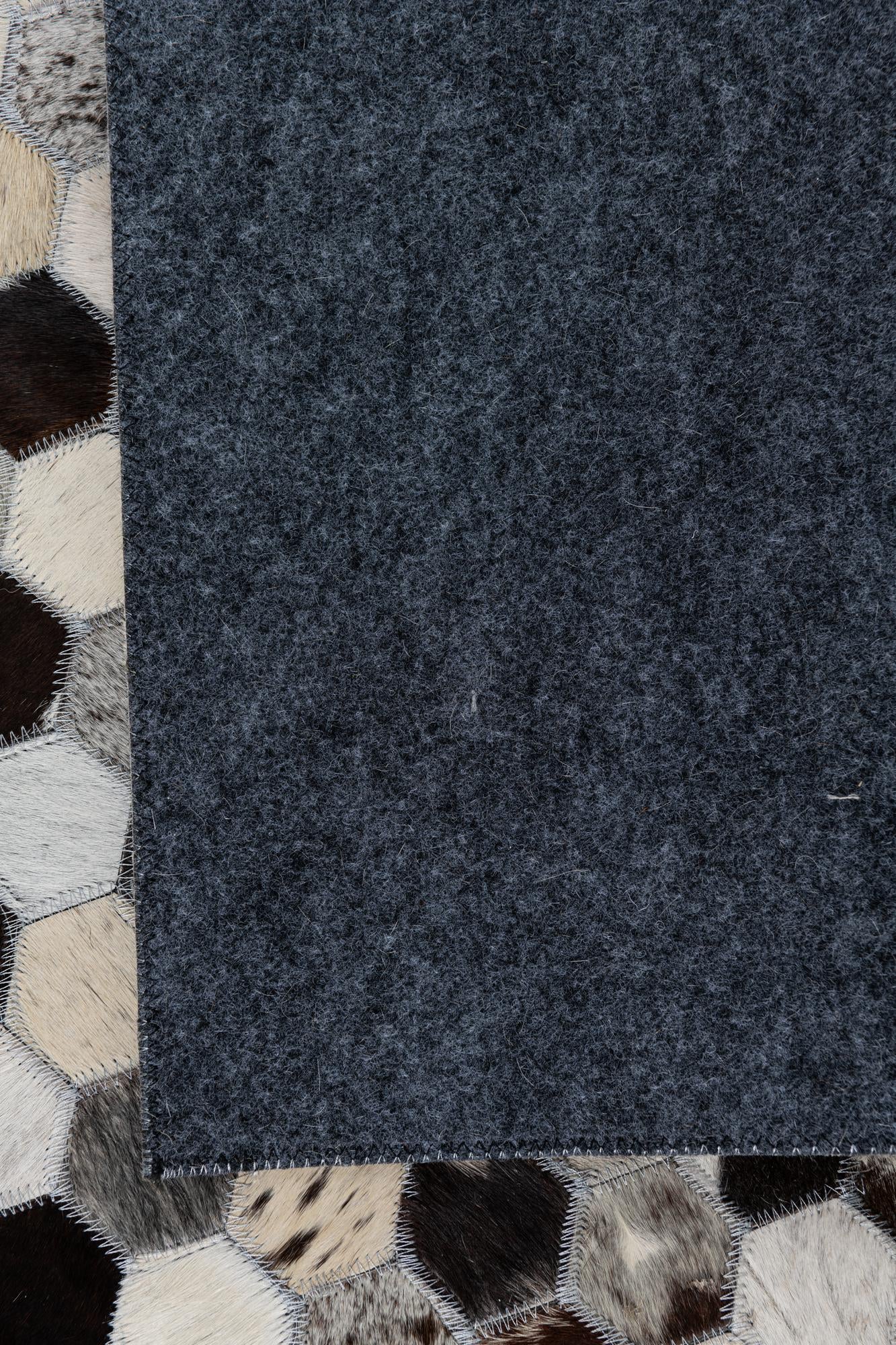5' 1 x 8' Cowhide Leather Rug