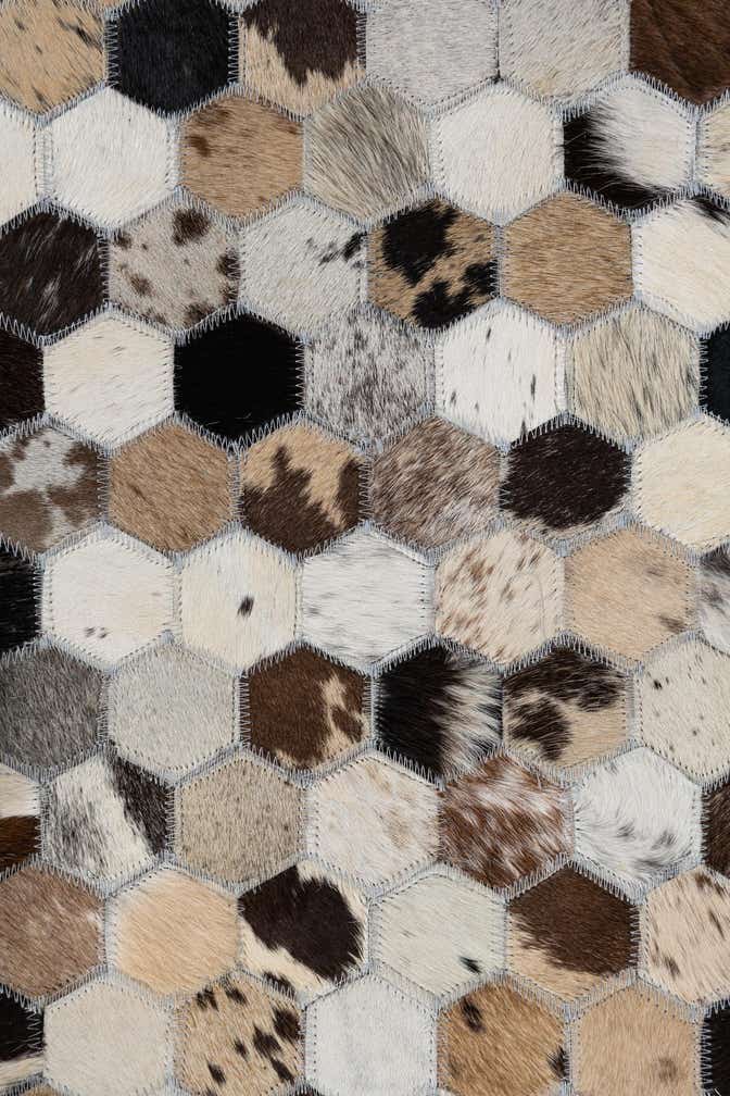 5' 1 x 8' Cowhide Leather Rug