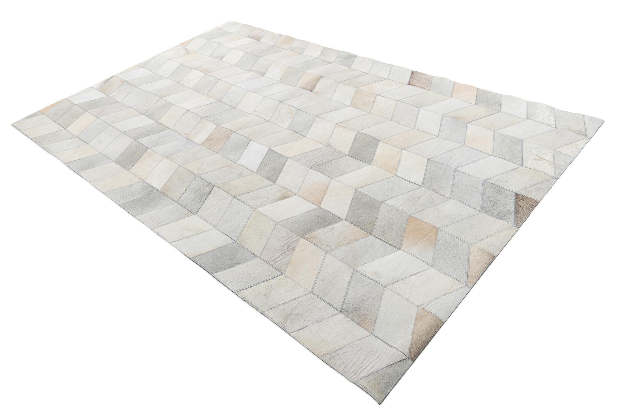 5' 2 x 8' Cowhide Leather Rug