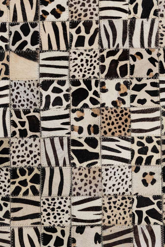 5' x 8' Cowhide Leather Rug