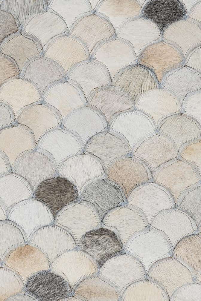 4' x 6' Cowhide Leather Rug