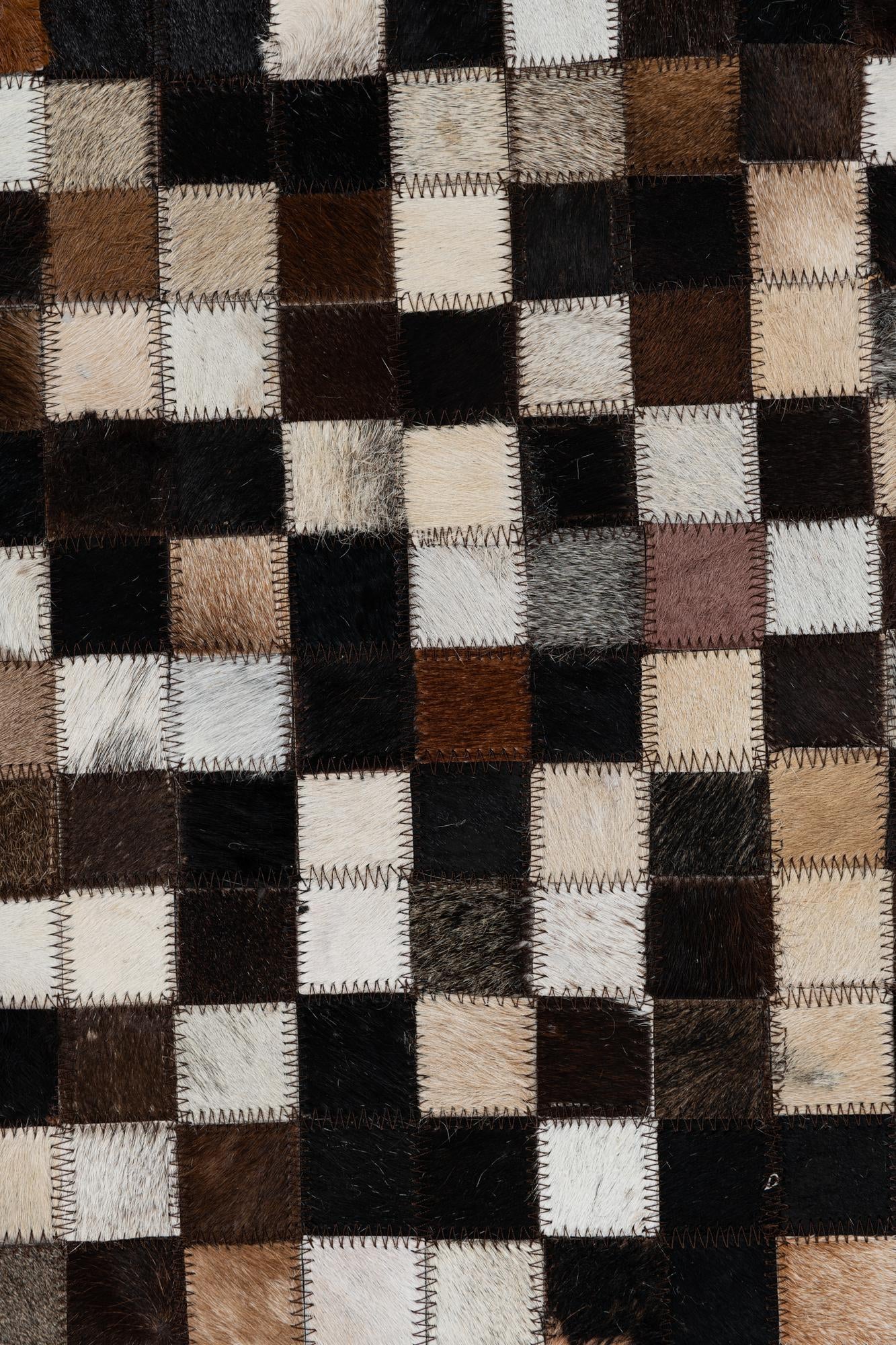 4' x 6' Cowhide Leather Rug