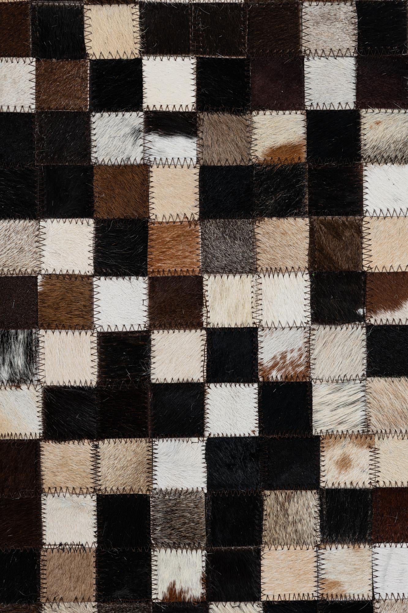 4' x 6' 2 Cowhide Leather Rug