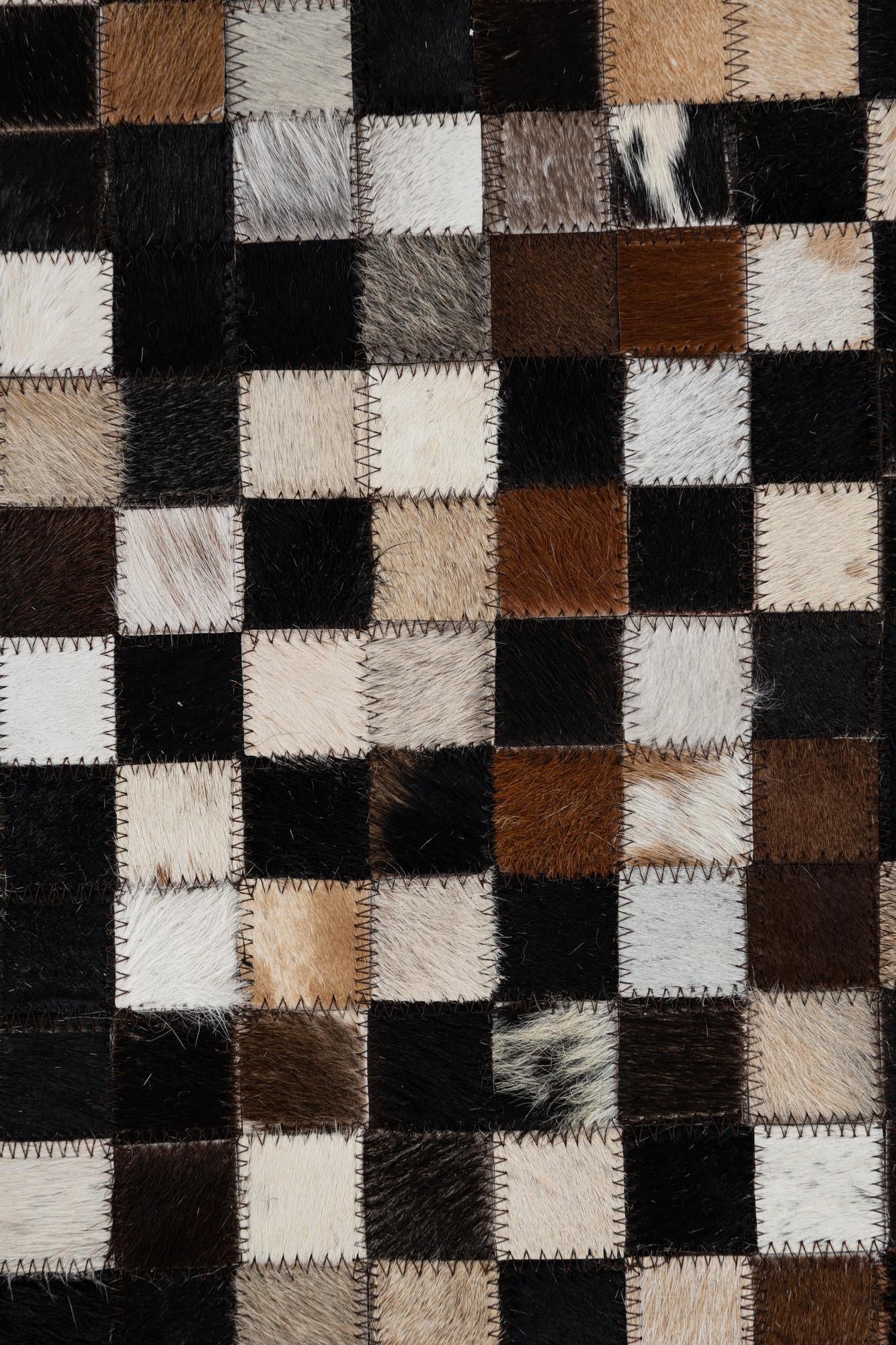 4' x 6' 2 Cowhide Leather Rug
