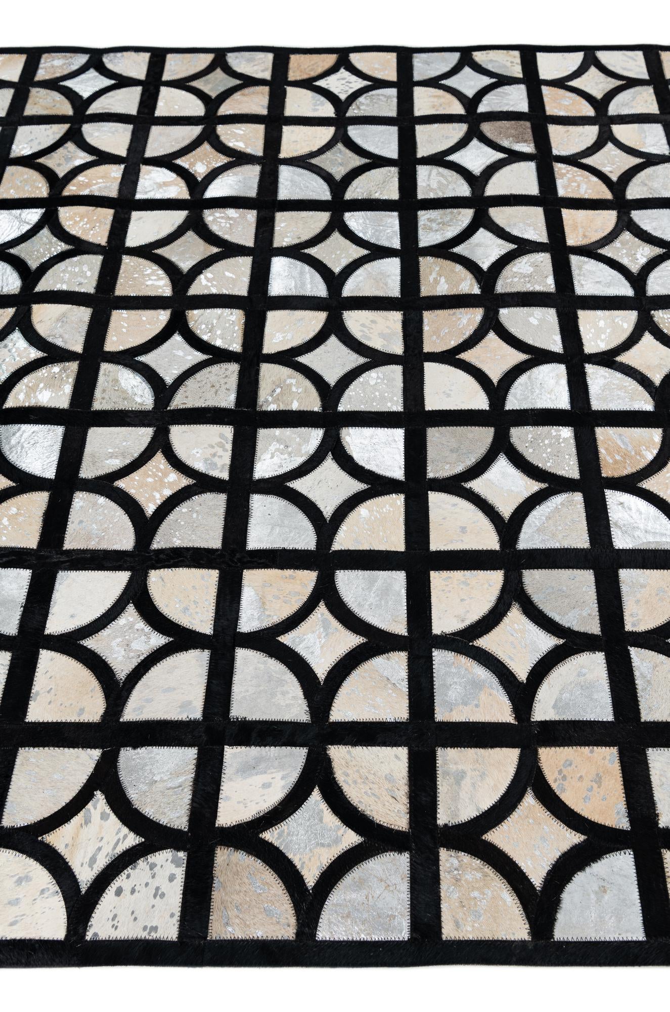 5' 2 x 8' Cowhide Leather Rug