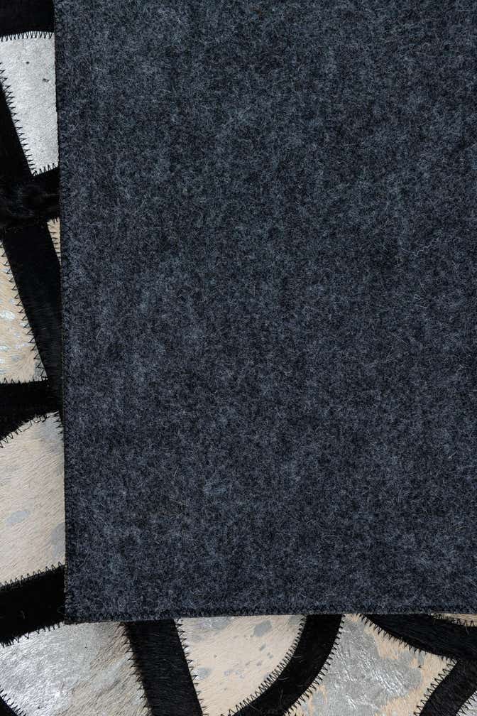 5' 2 x 8' Cowhide Leather Rug