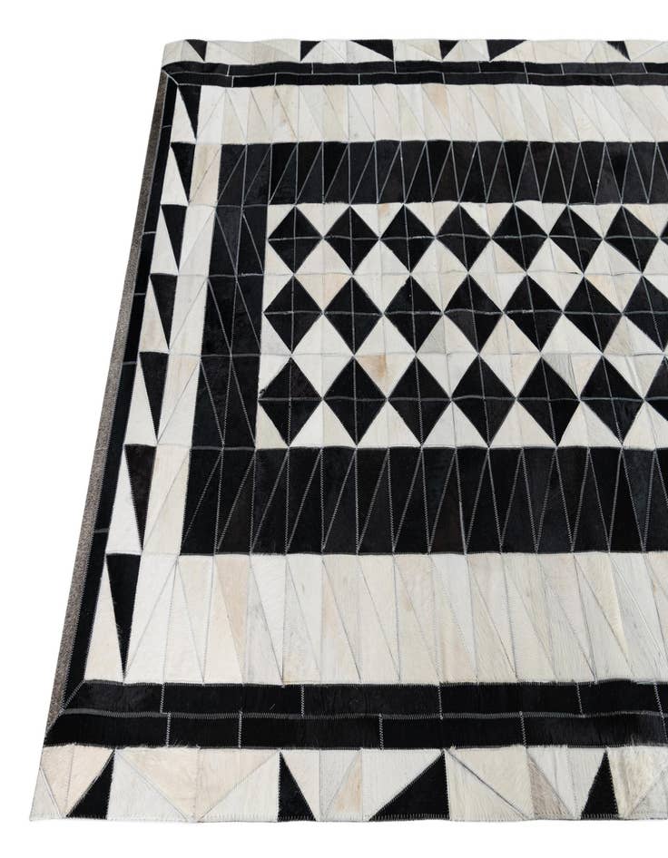 Detail image of 5' x 7' 10 Cowhide Leather Rug