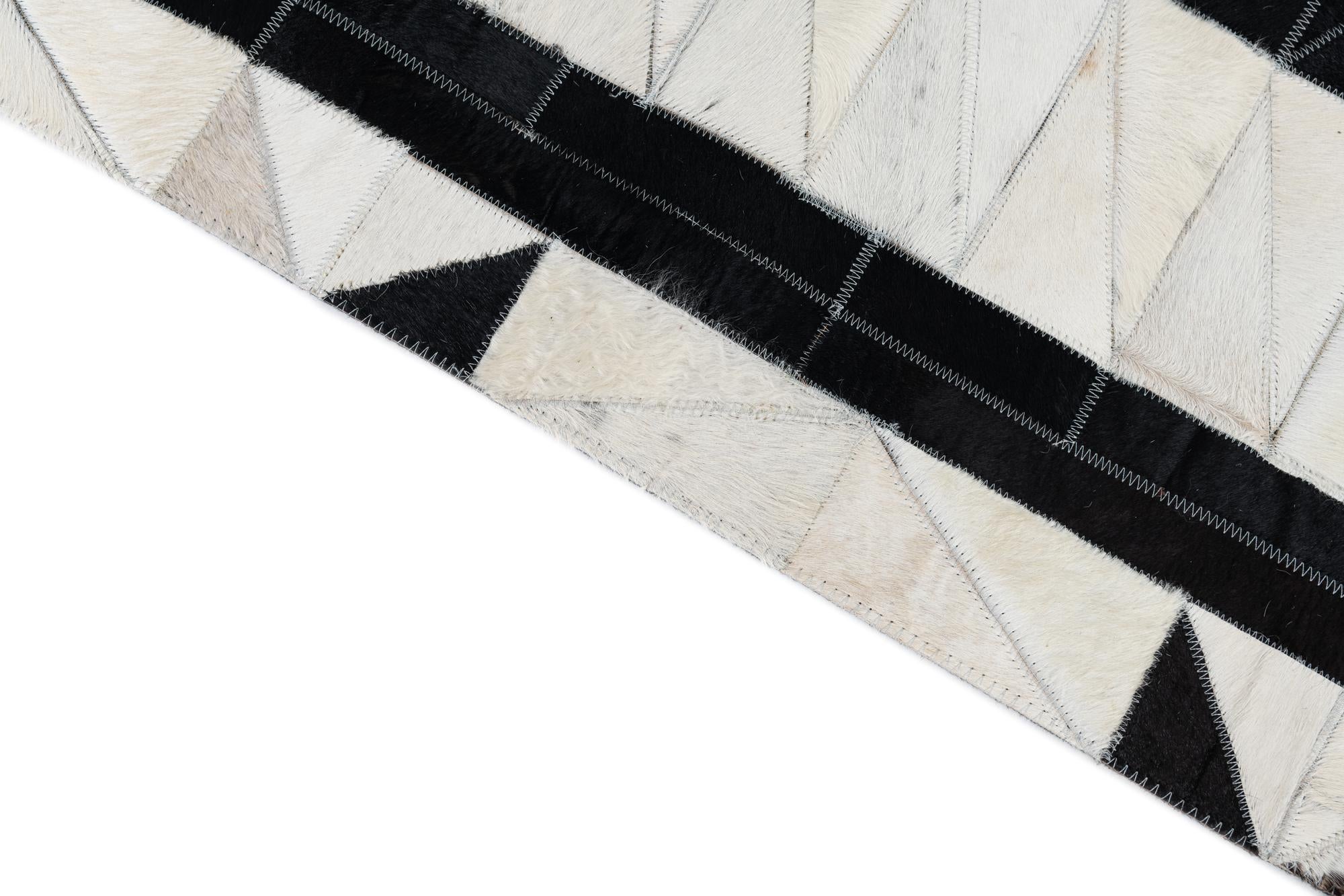 5' x 7' 10 Cowhide Leather Rug
