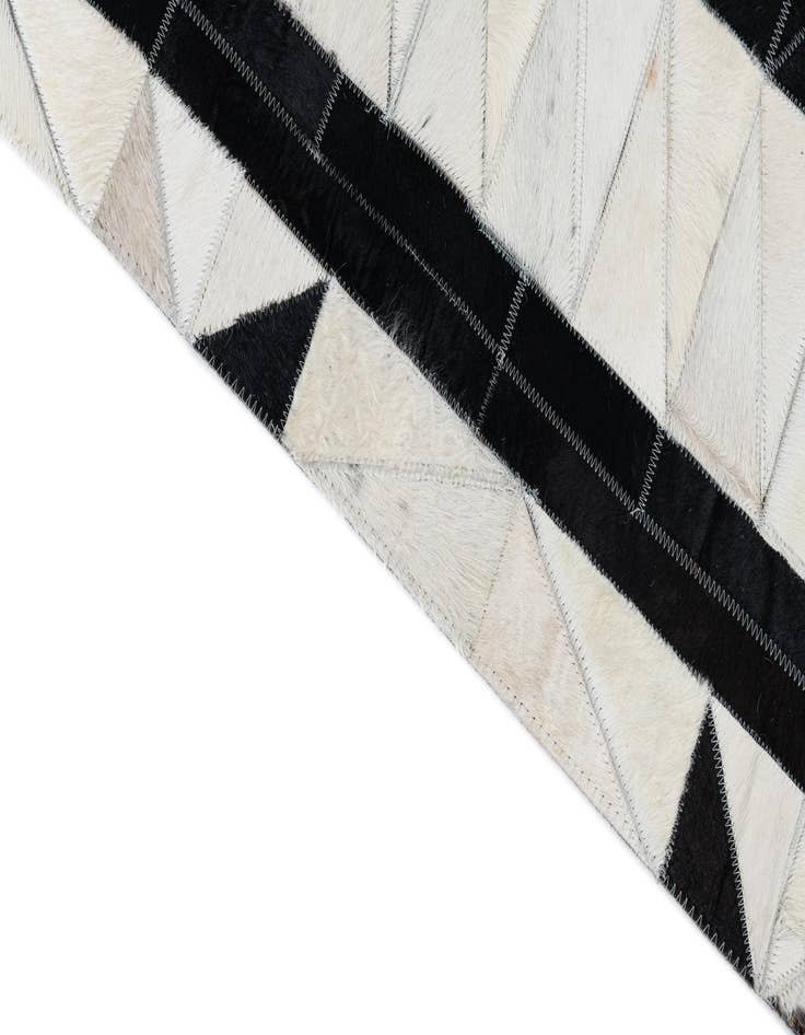 Detail image of 5' x 7' 10 Cowhide Leather Rug