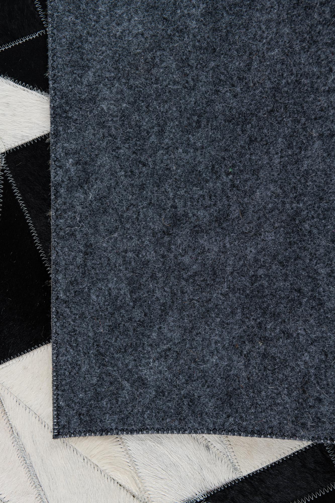 5' x 7' 10 Cowhide Leather Rug