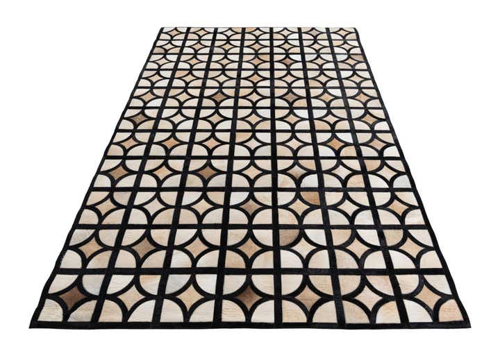 5' 2 x 8' Cowhide Leather Rug