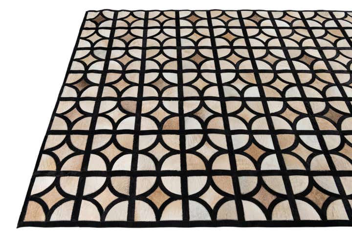 5' 2 x 8' Cowhide Leather Rug