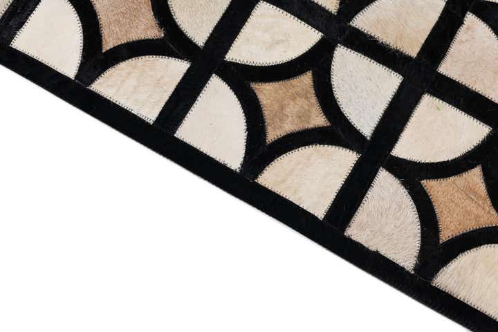 5' 2 x 8' Cowhide Leather Rug