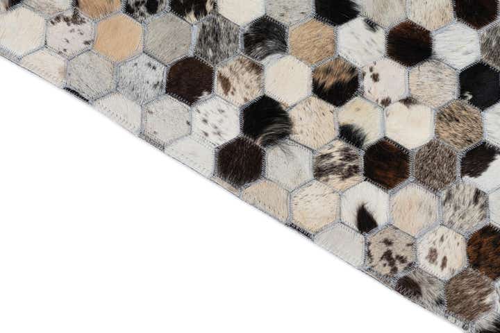 5' 1 x 8' Cowhide Leather Rug