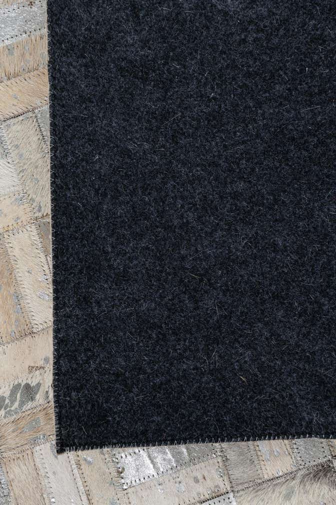 8' 1 x 10' Cowhide Leather Rug