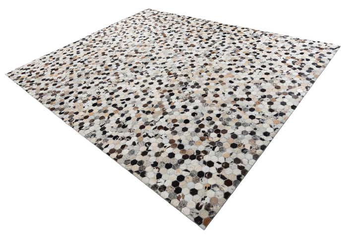 8' 1 x 10' Cowhide Leather Rug