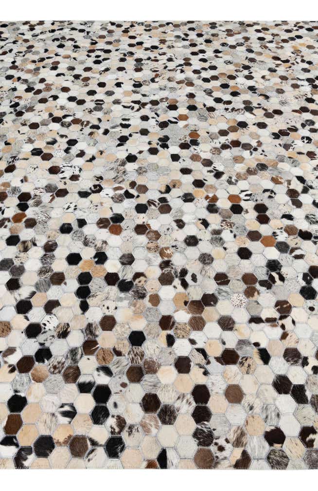 8' 1 x 10' Cowhide Leather Rug