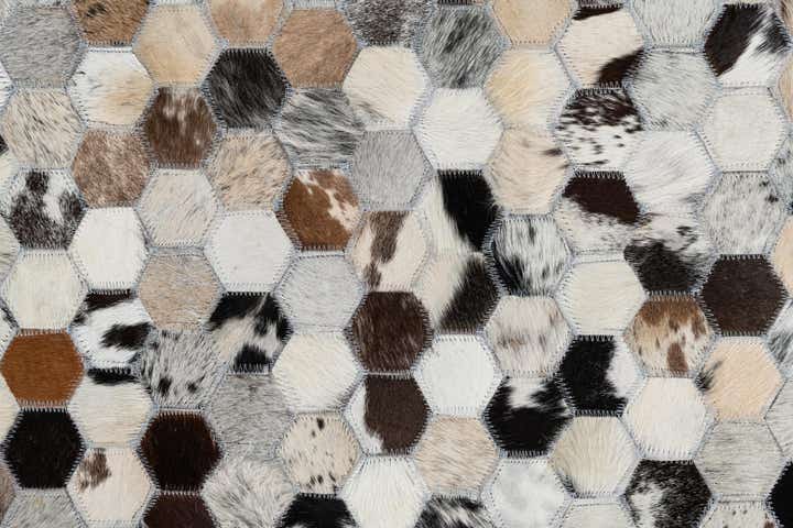 8' 1 x 10' Cowhide Leather Rug