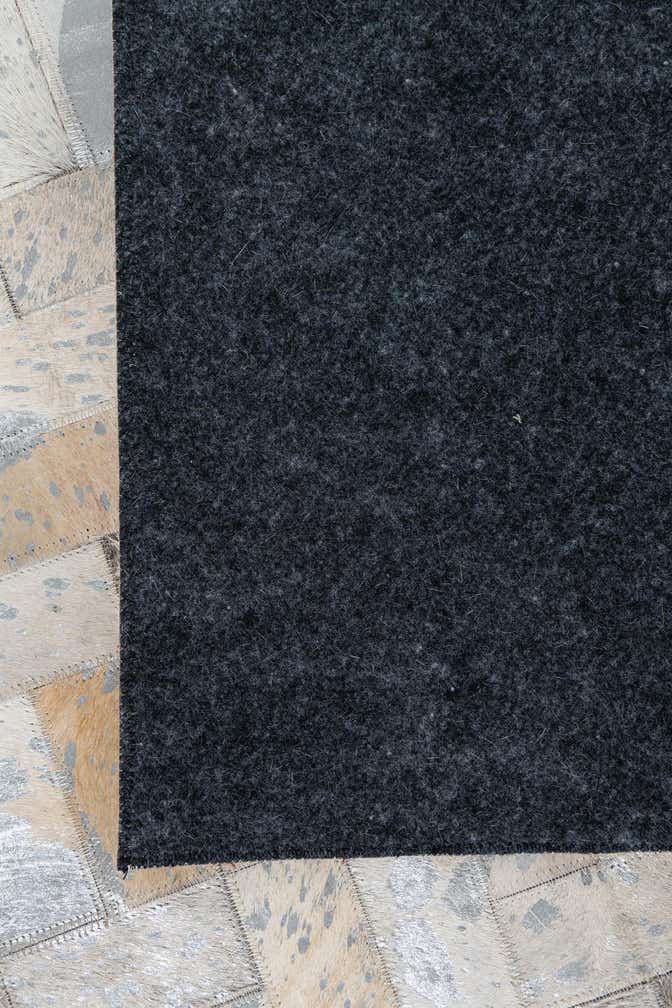 8' 1 x 10' Cowhide Leather Rug