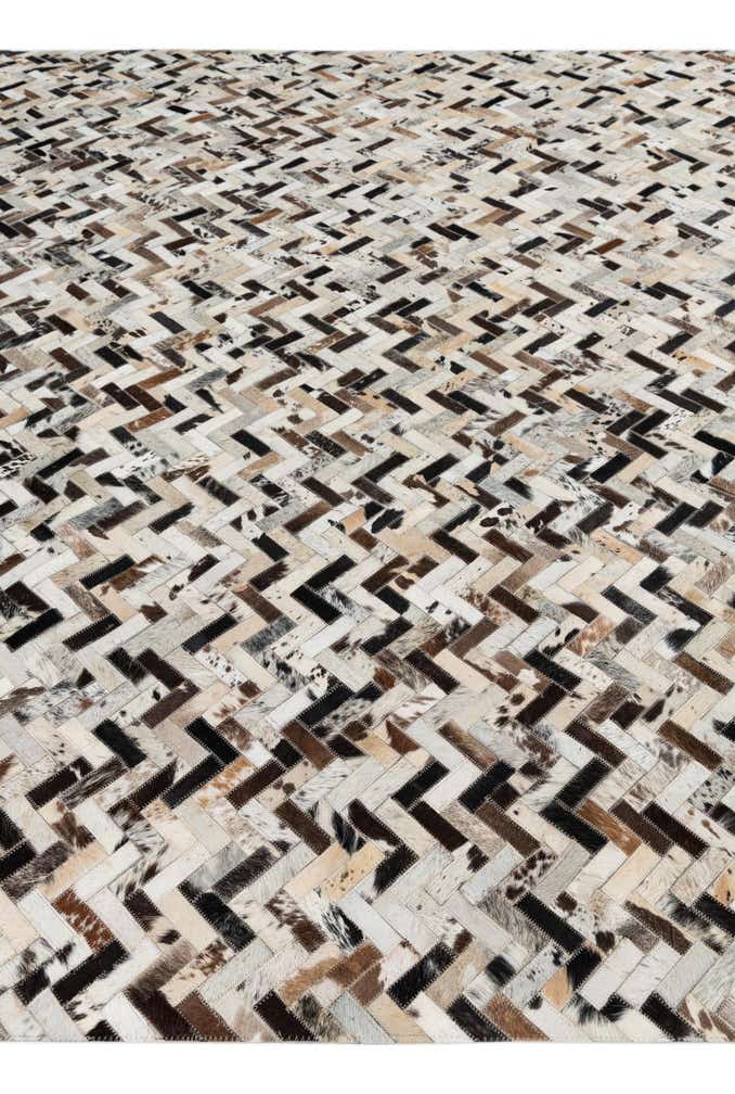 8' x 9' 10 Cowhide Leather Rug