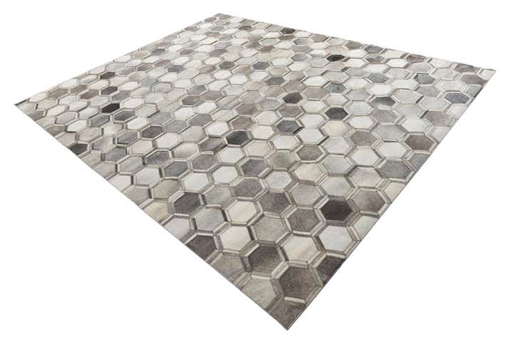 8' 1 x 10' Cowhide Leather Rug
