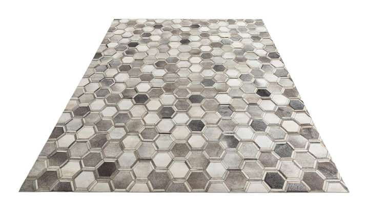 8' 1 x 10' Cowhide Leather Rug