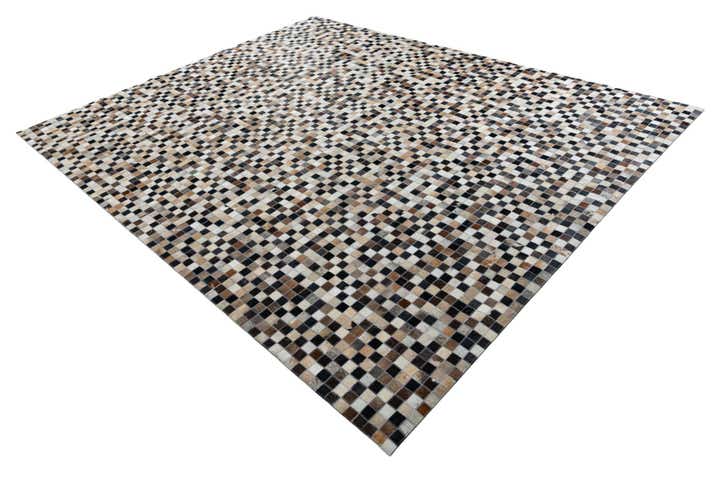 8' 1 x 10' Cowhide Leather Rug