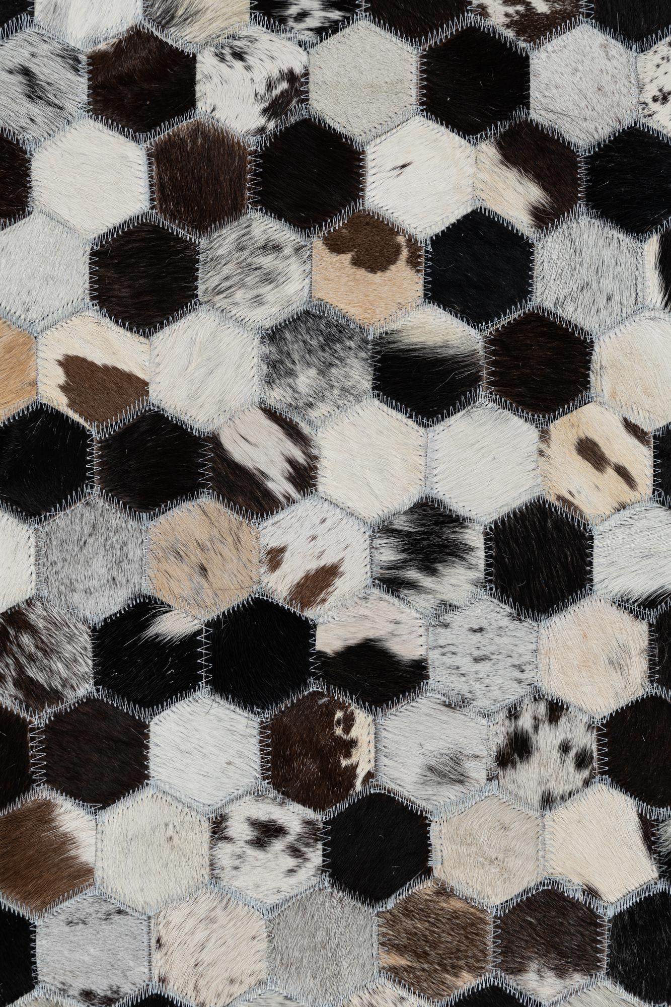 8' 1 x 10' Cowhide Leather Rug