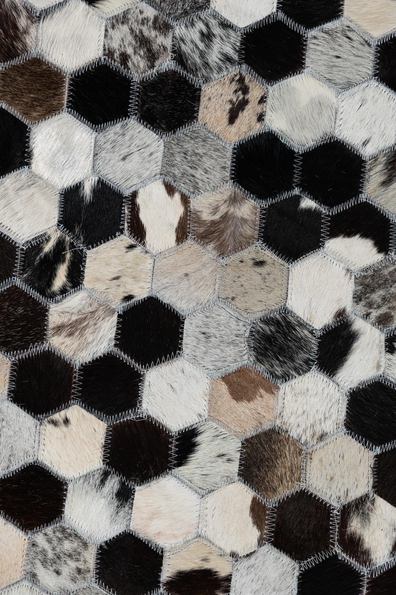 8' 1 x 10' Cowhide Leather Rug