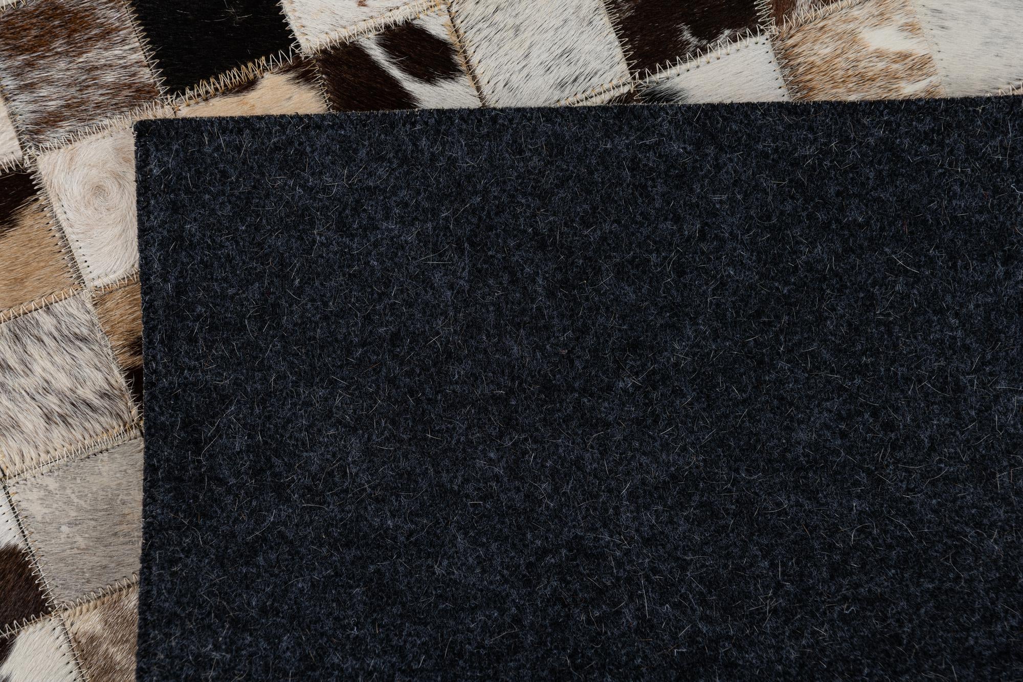 5' x 7' 10 Cowhide Leather Rug