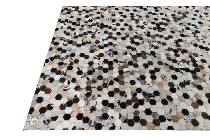 Detail image of 5' x 7' 10 Cowhide Leather Rug