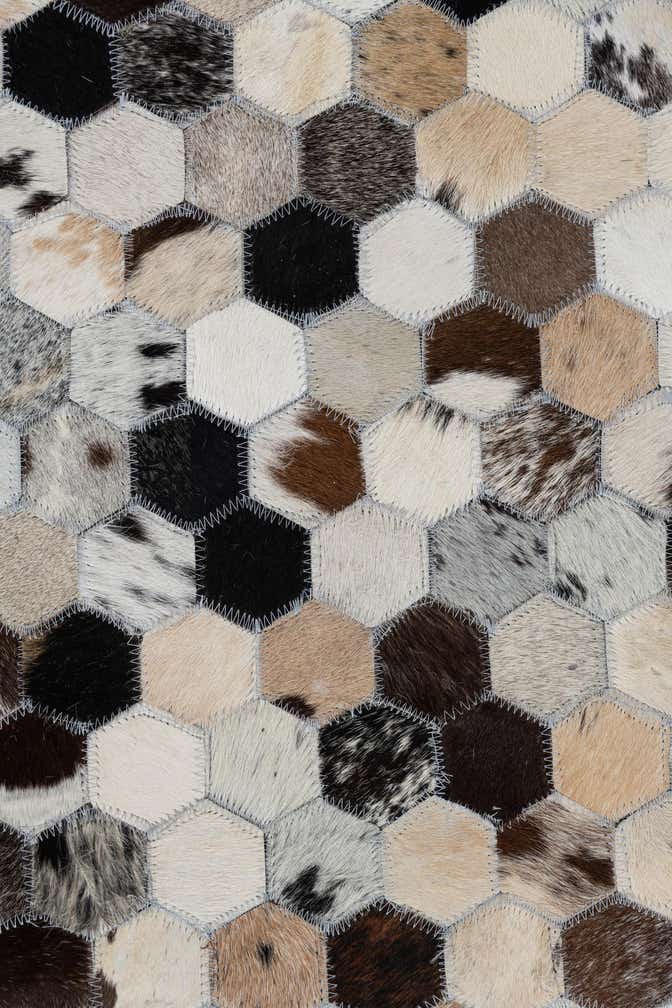 5' x 7' 10 Cowhide Leather Rug