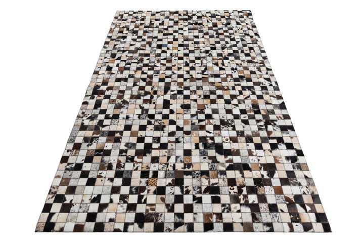 5' x 7' 10 Cowhide Leather Rug