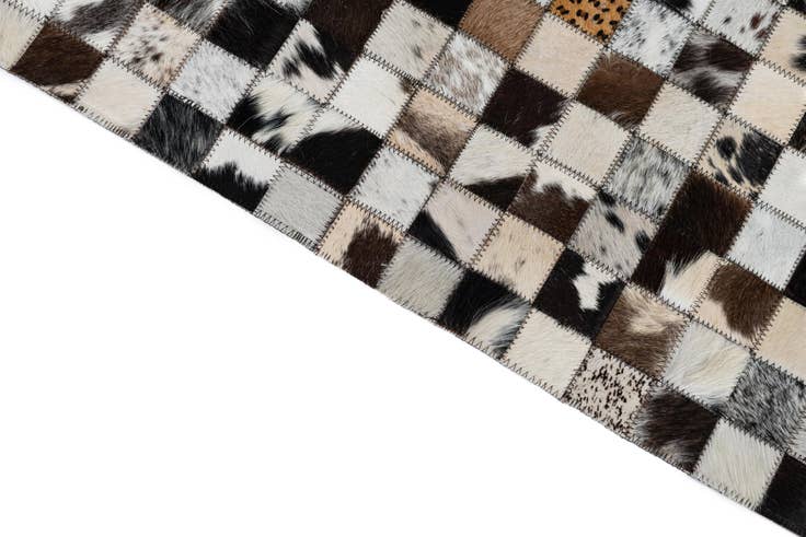 Detail image of 5' x 7' 10 Cowhide Leather Rug