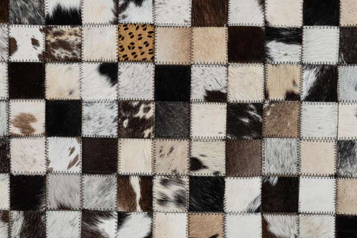 5' x 7' 10 Cowhide Leather Rug