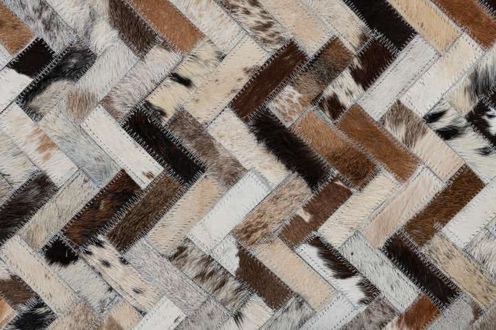 5' 1 x 7' 8 Cowhide Leather Rug