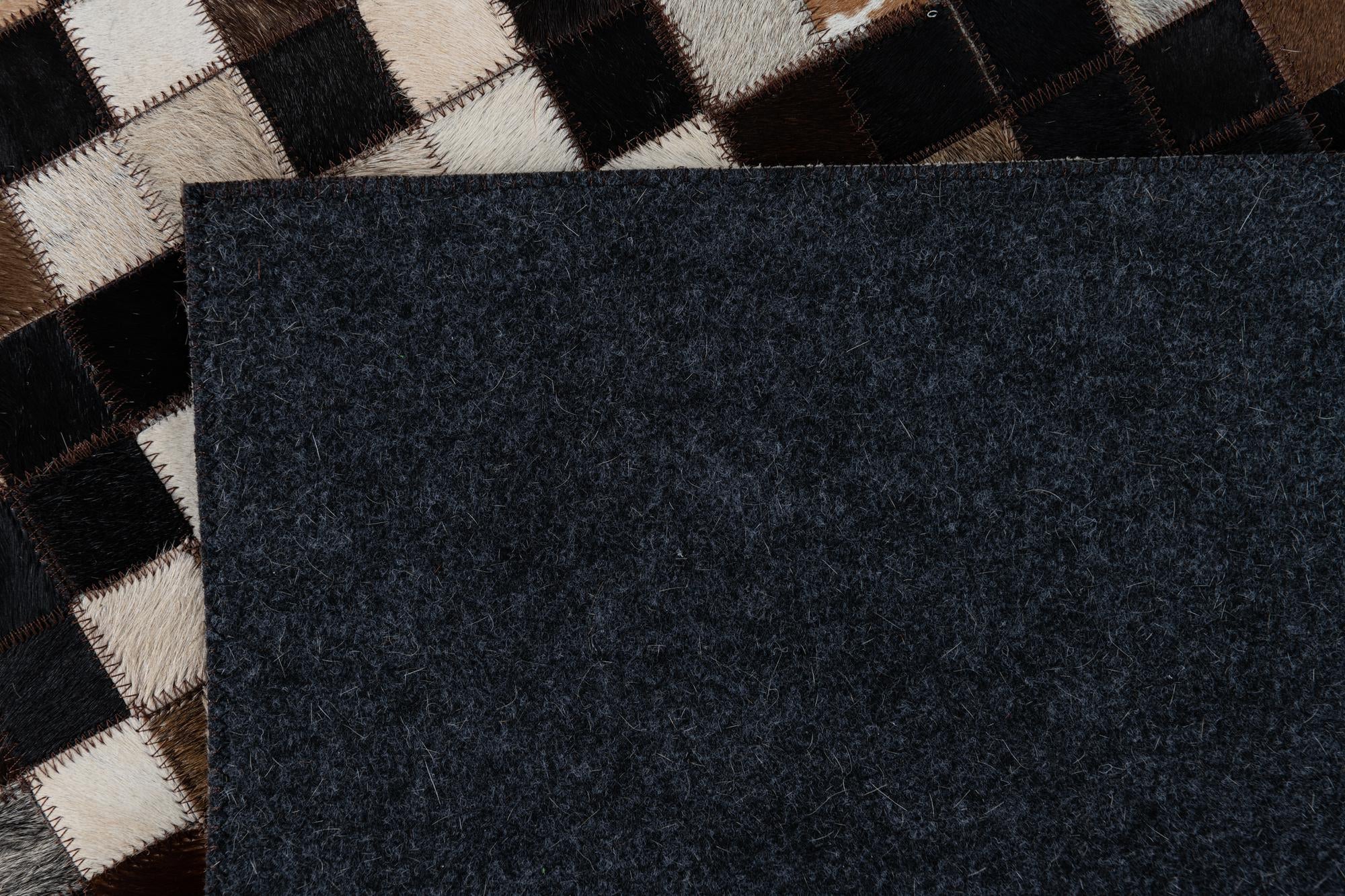 5' x 7' 8 Cowhide Leather Rug
