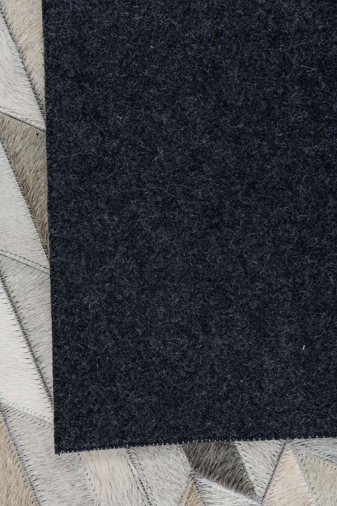 4' 10 x 8' Cowhide Leather Rug