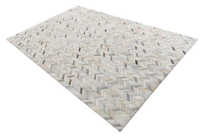 5' 1 x 8' Cowhide Leather Rug