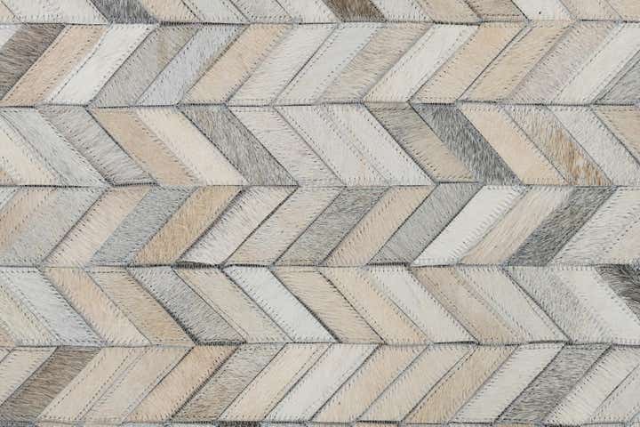 5' 1 x 8' Cowhide Leather Rug